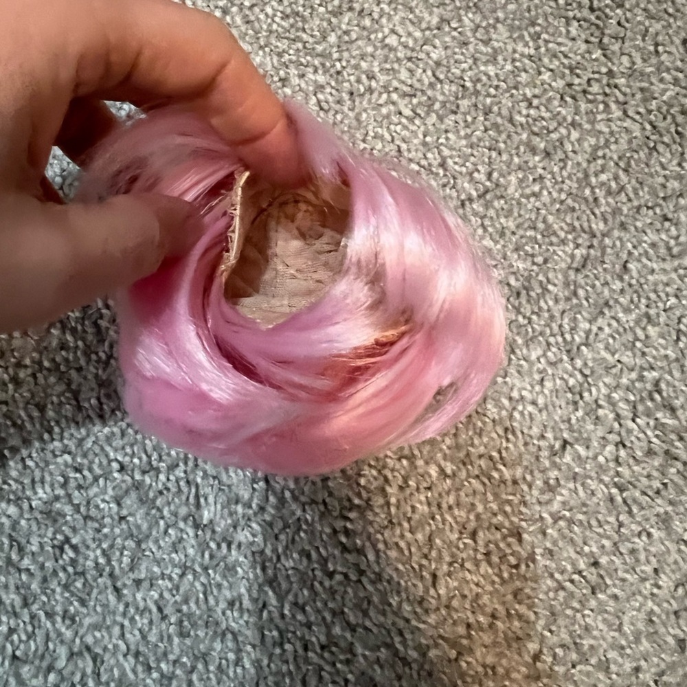 Doll Hair Wig - Pink Bob wig for your Labubu - Picture 2 of 3